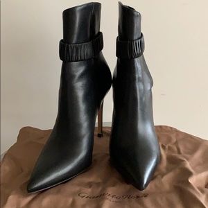 Gianvito Rossi Leather Ankle Boots